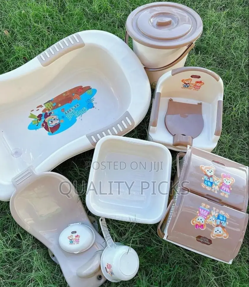 Plastic Baby Bathtub
