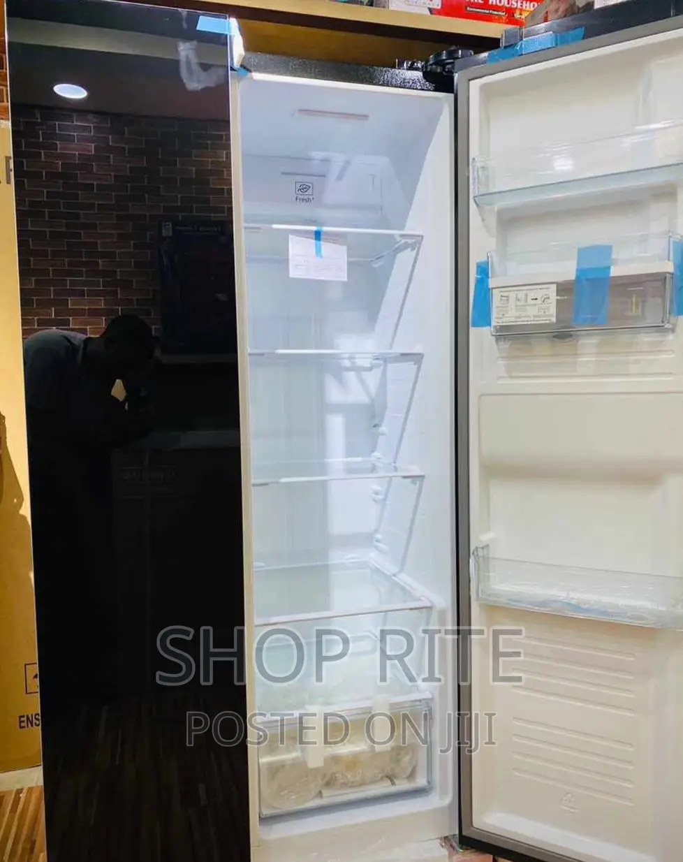 Pixel 561l Refrigerators Side by Side With a Dispenser