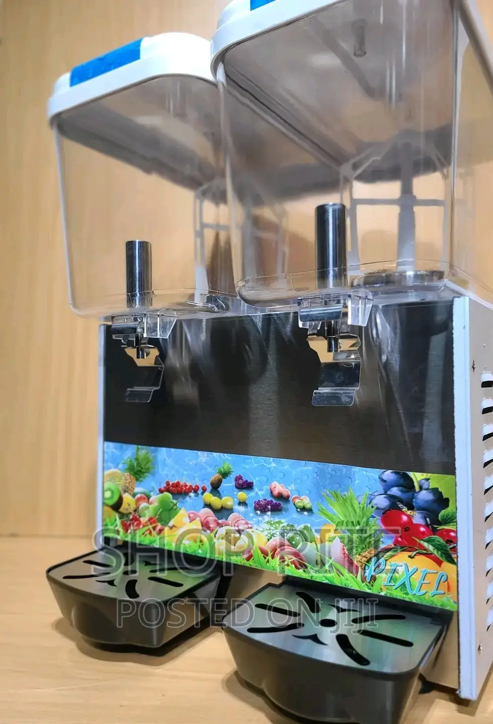 Pixel Double Chamber's Juice Dispenser