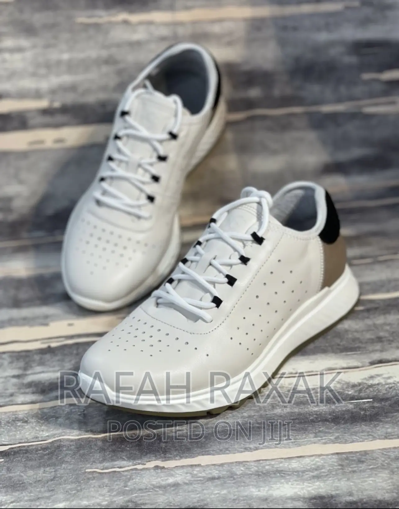 Original Classic Men’S Ecco Off -White Sneakers