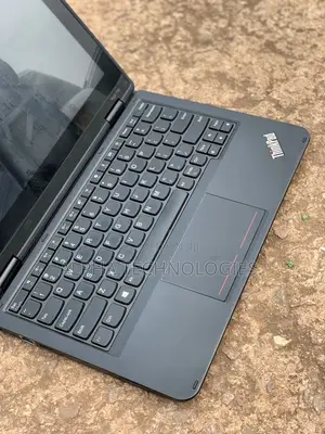 Laptop Lenovo Yoga 11e 4GB Intel Celeron HDD 500GB