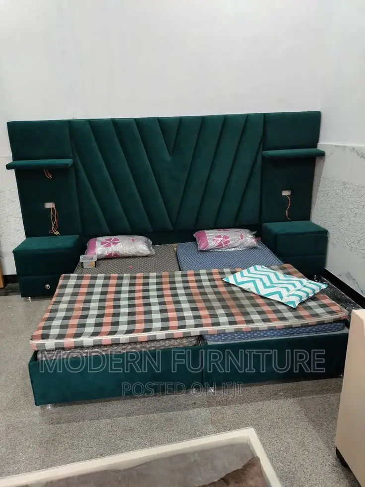 Luxury Bed of 6 X 6 Feet Call Us On