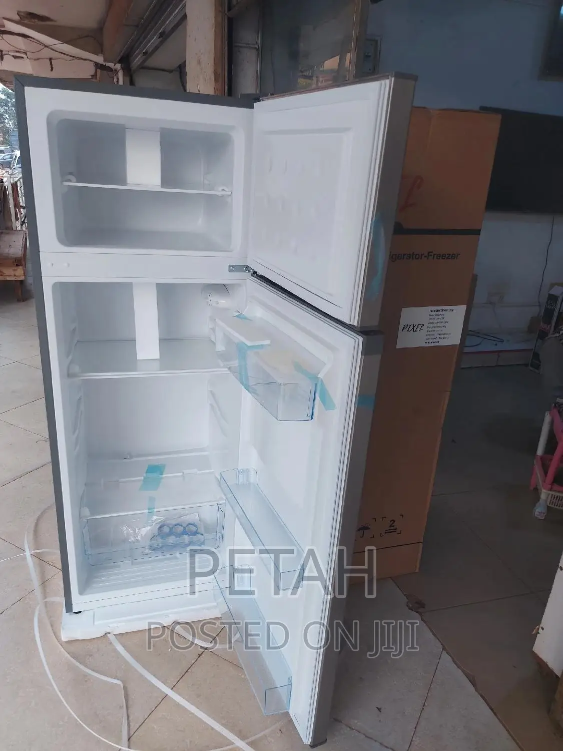 Pixel 270l Double Door With Dispenser