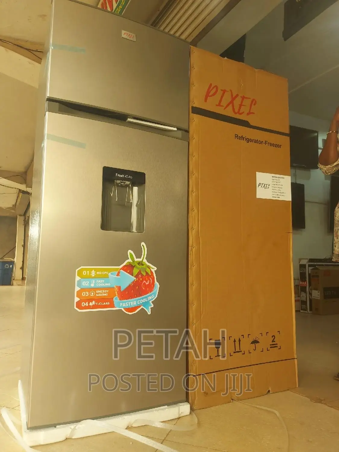 270l Double Door Pixel With Dispenser