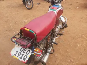 Bajaj Boxer 2018 Red
