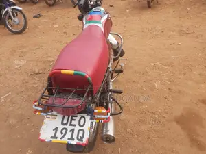 Bajaj Boxer 2018 Red