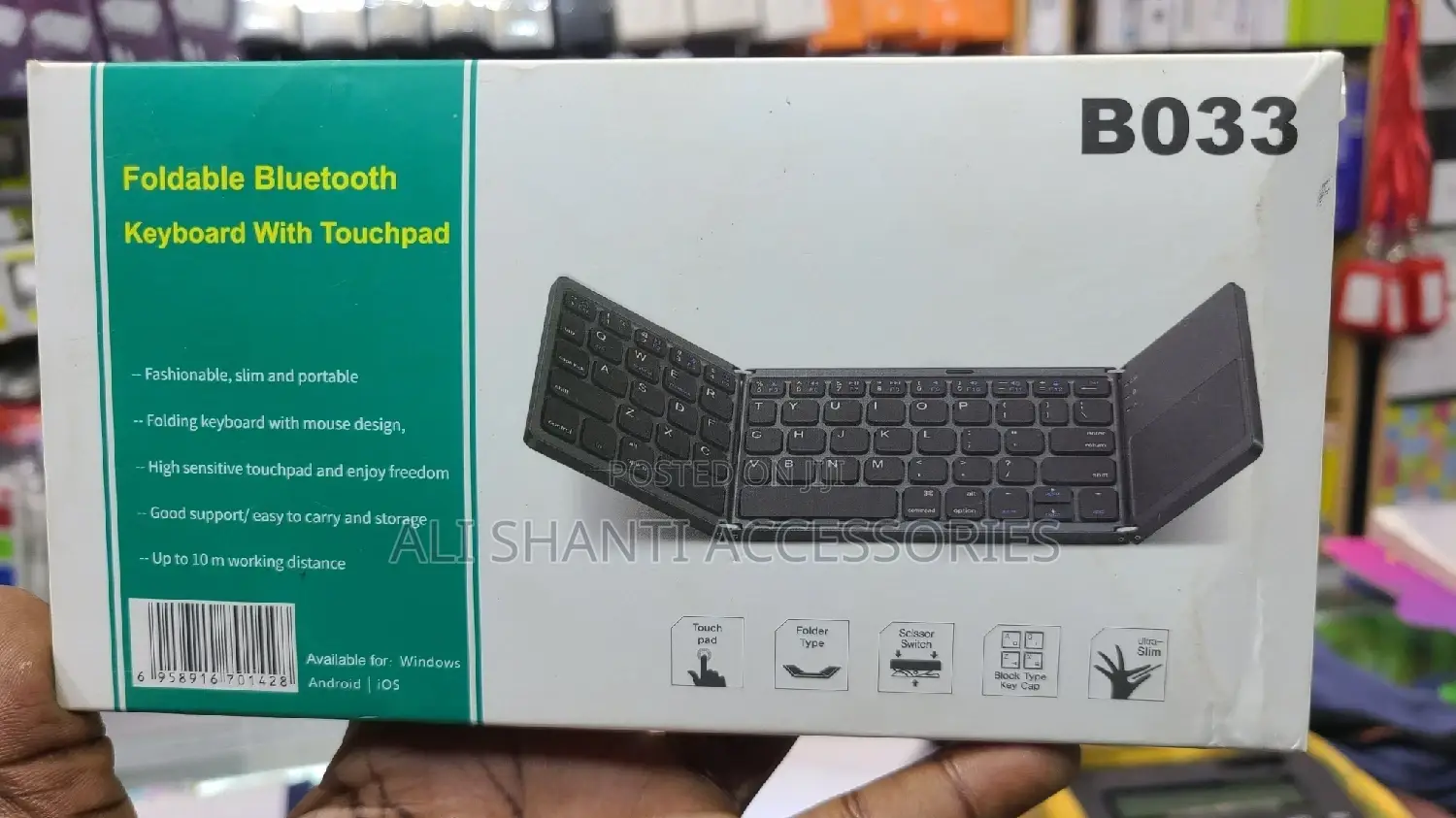 Foldable Bluetooth
Keyboard With Touchpad