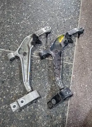 Nissan Xtrail Suspension Plates