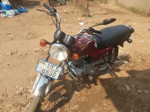 Bajaj Boxer 2018 Red
