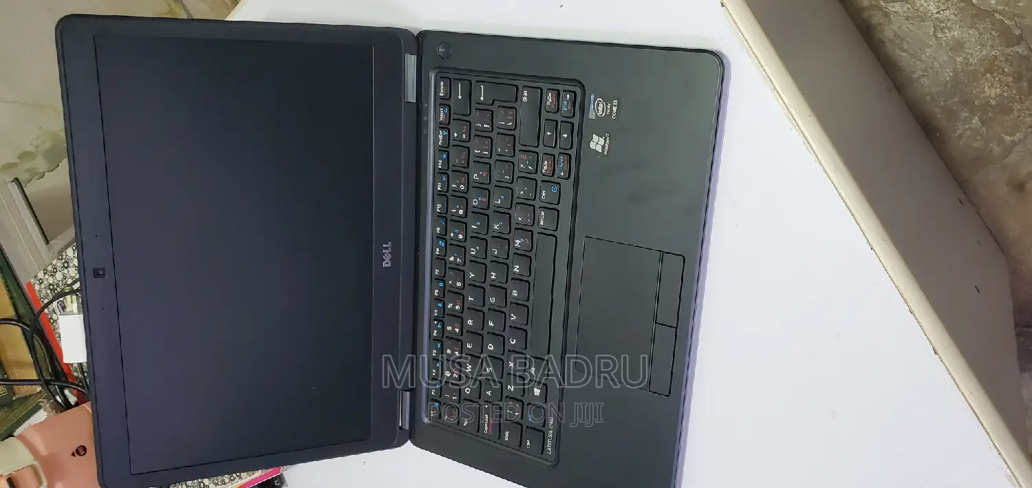 New Laptop Dell Latitude E7450 4GB Intel Core I3 HDD 500GB