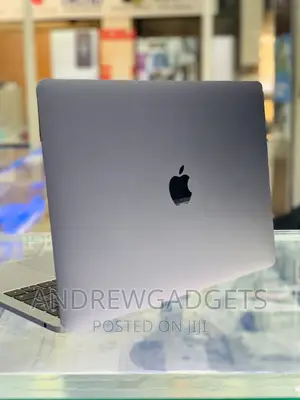 Laptop Apple MacBook Pro 2017 8GB Intel Core i5 SSD 256GB
