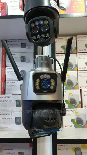 Three Len Lens Dual Screen Wireless Outdoor Surveilla Camera