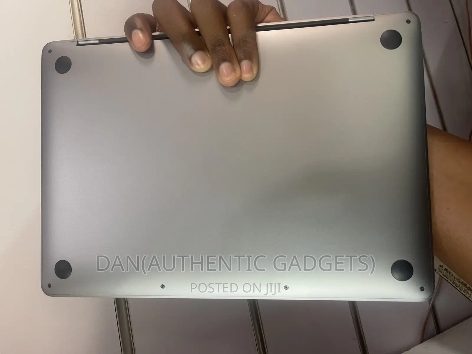 Laptop Apple MacBook Pro 2020 256GB Intel Core I5 SSD 256GB