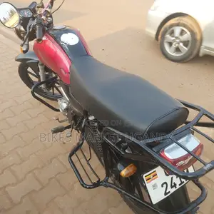 Yamaha Crux 2017 Red