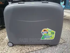 Honey Moon Travelling Suitcases. Large .( Gray)