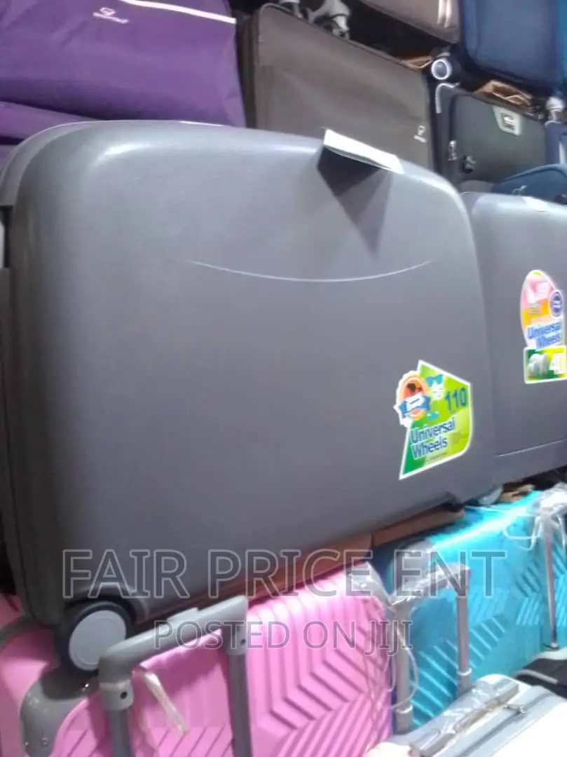 Vip Extra Large Honey Moon Suitcase.( Gray)