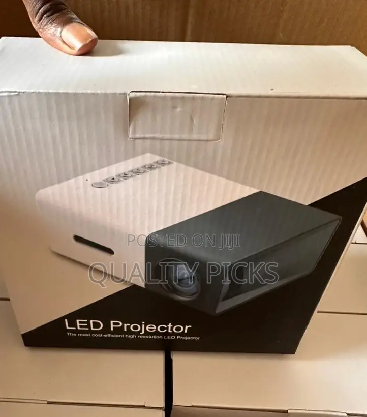 Small Mini Led Projector