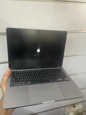 Laptop Apple MacBook Pro 2020 256GB Intel Core I5 SSD 256GB