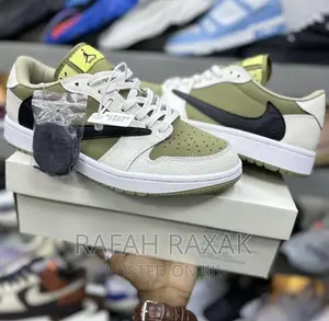 Original Unisex Air Jordan 1 Low Golf Sneaker