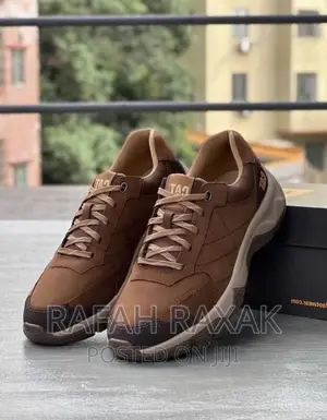 Original Men’S Brown CAT Leather Sneakers