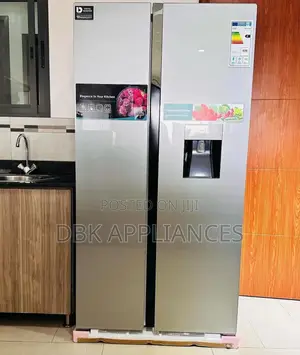 Hisense 750 Litre Side by Side Refrigerator With a Dispenser