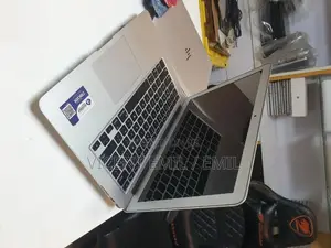 Laptop Apple MacBook Air 8GB Intel Core I5 SSD 256GB
