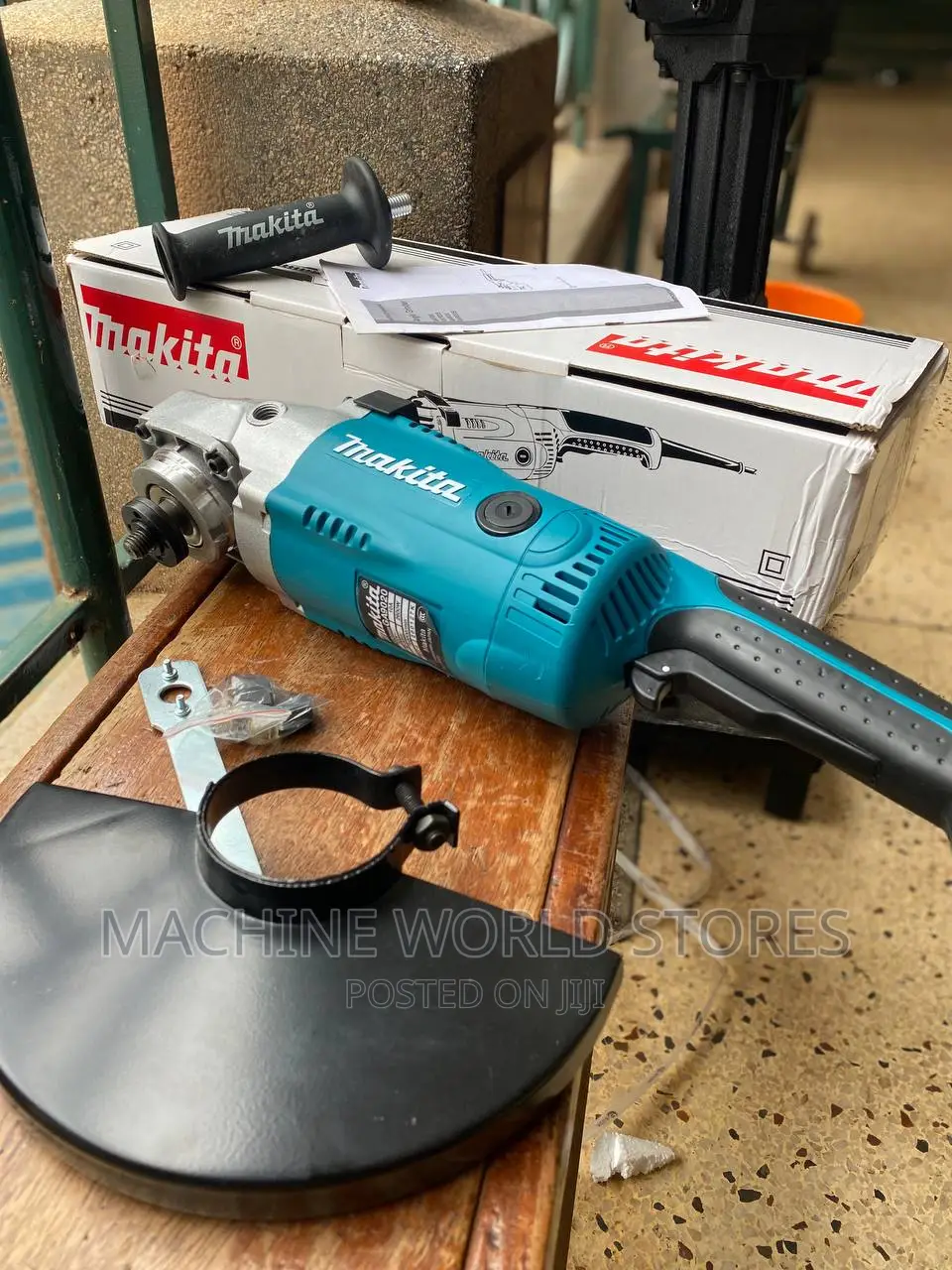 Makita Grinder 9inch Japan