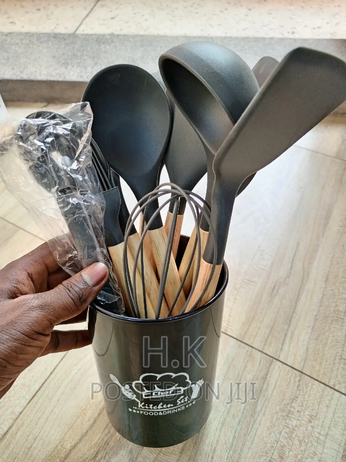 12pc Silicone Kitchen Utensil ( Wooden Handles Non Sticky)