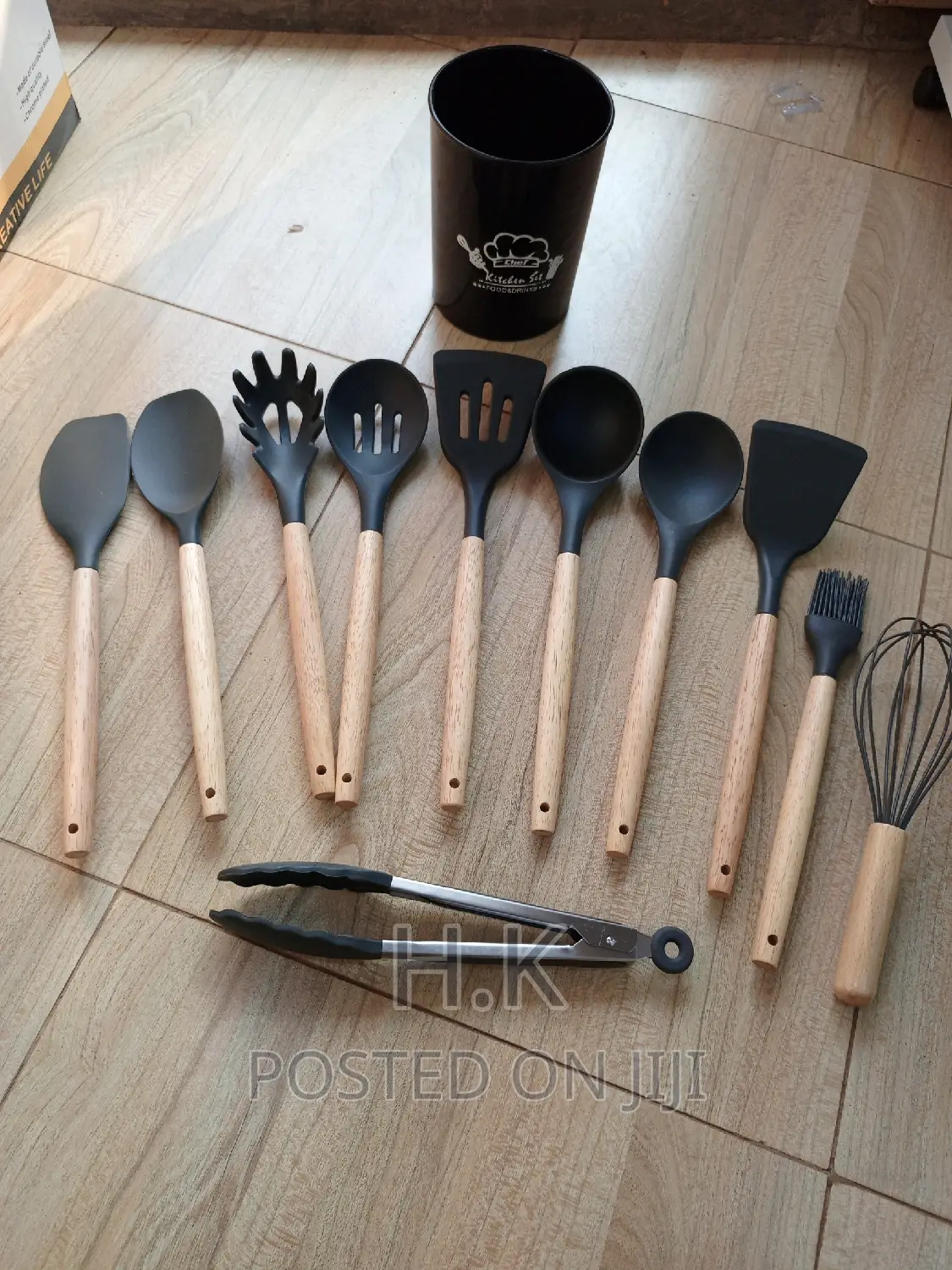 12pc Silicone Kitchen Utensil ( Wooden Handles Non Sticky)