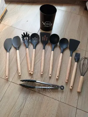 12pc Silicone Kitchen Utensil ( Wooden Handles Non Sticky)