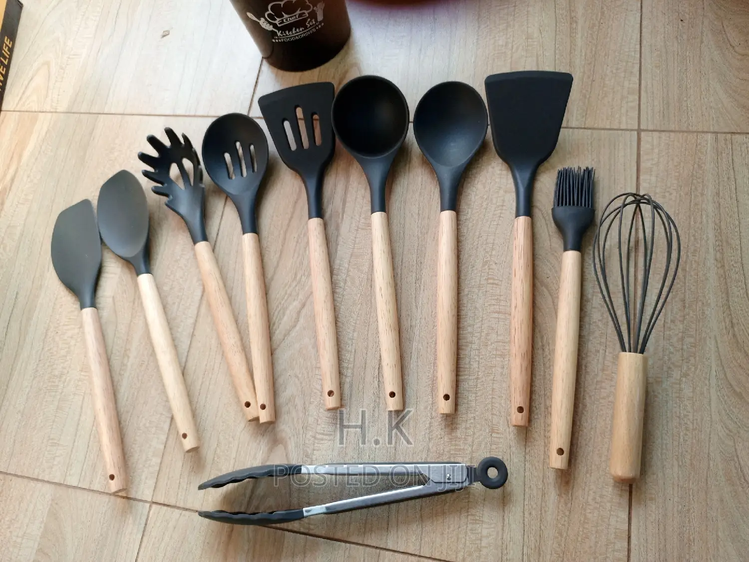 12pc Silicone Kitchen Utensil ( Wooden Handles Non Sticky)