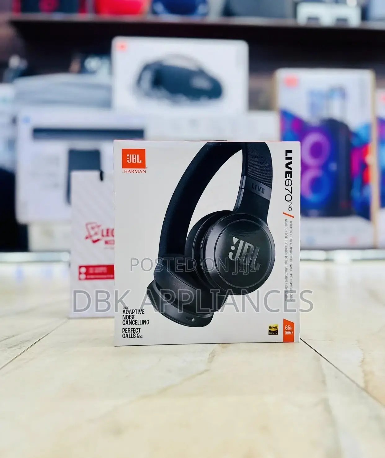 JBL Live 670nc Wireless Over Ear Headphones Noice Cancel