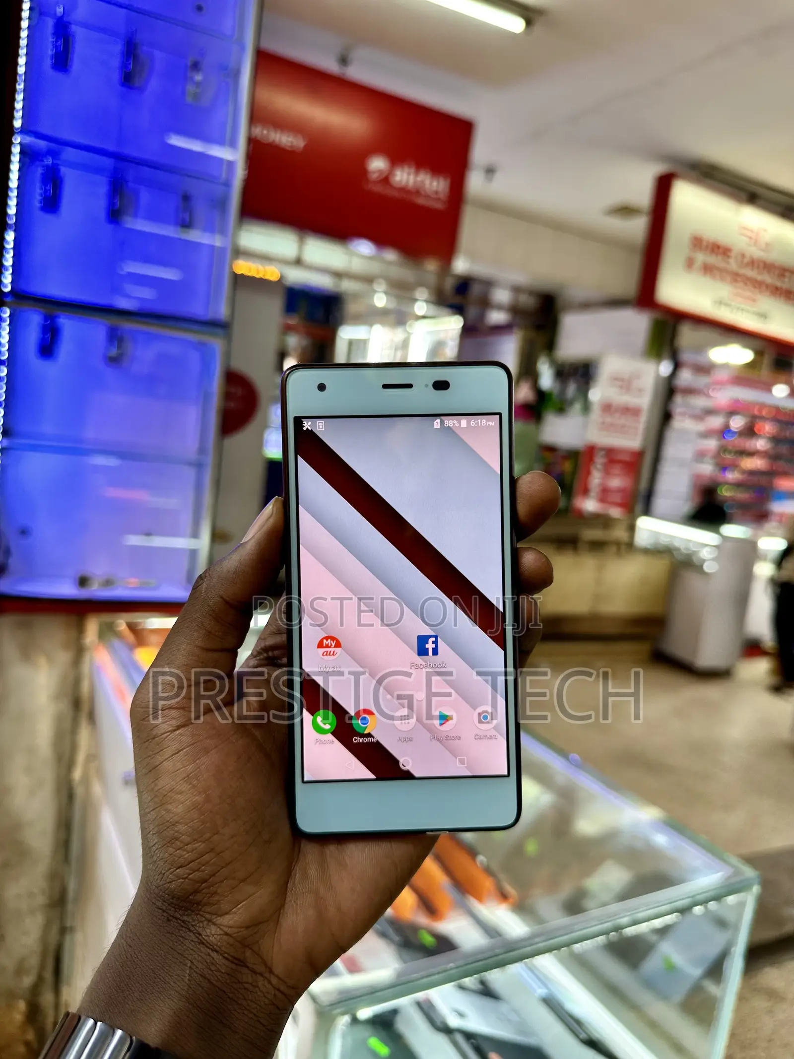 Kyocera KYV45 64 GB Blue