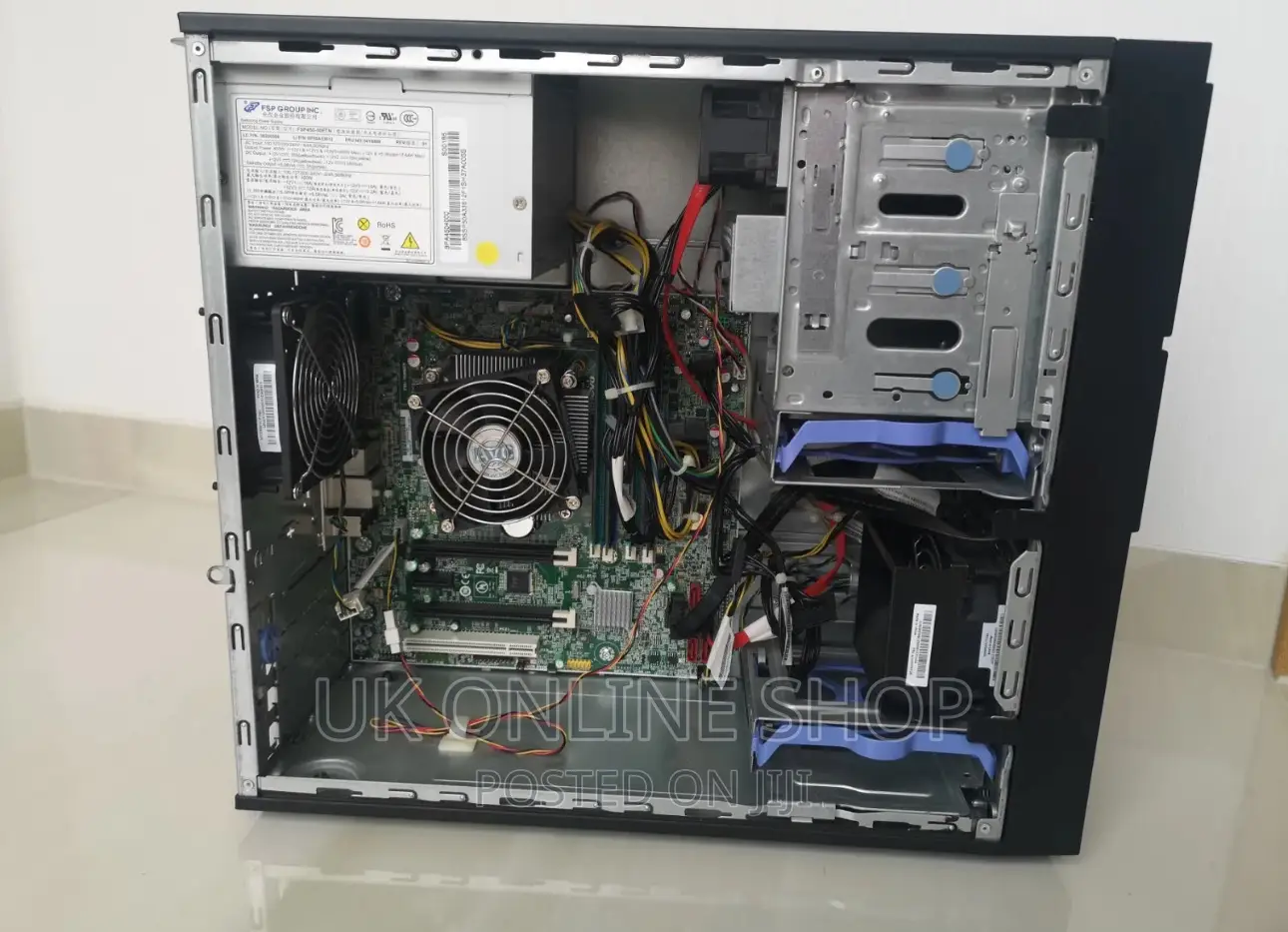 Server Lenovo ThinkSystem SR550 4GB Intel Core I3 HDD 500GB