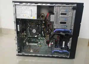 Server Lenovo ThinkSystem SR550 4GB Intel Core I3 HDD 500GB