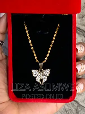 Lady’S Simple Butterfly Necklaces