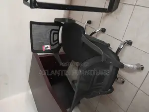 Office Chairs (Black)