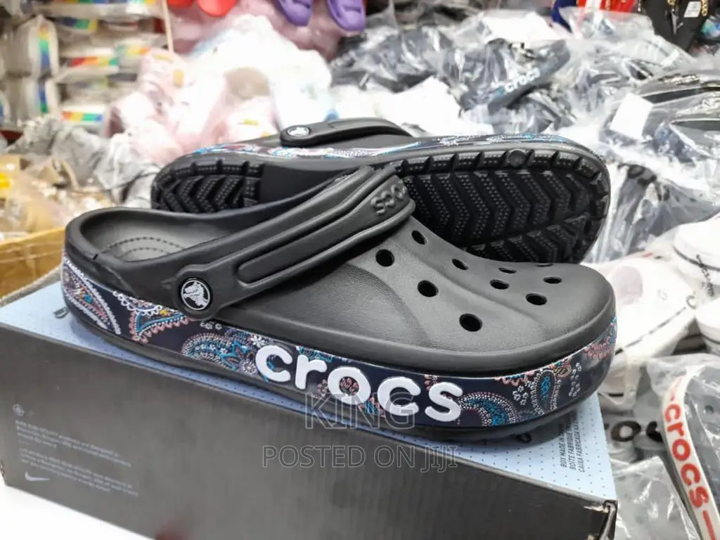 Crocs Flower