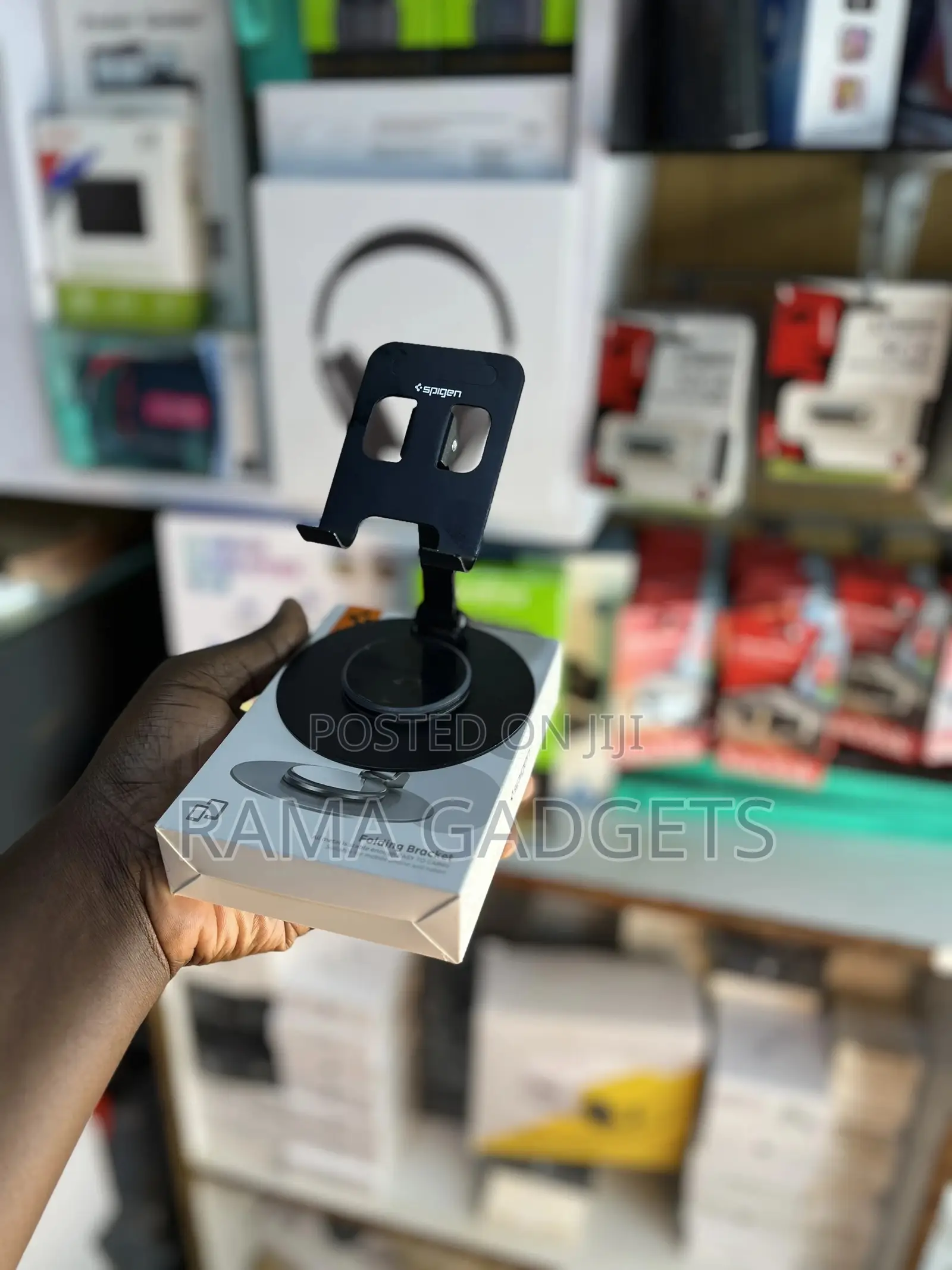 Spigen Stand