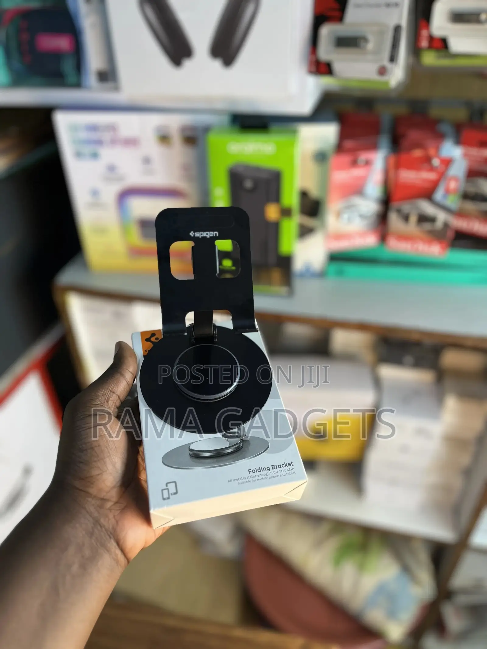Spigen Stand