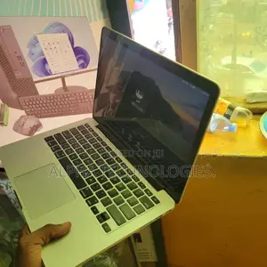 Laptop Apple MacBook 2012 8GB Intel Core I5 SSD 500GB