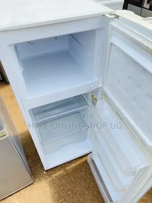 Venus Uk Fridge in Good Condition