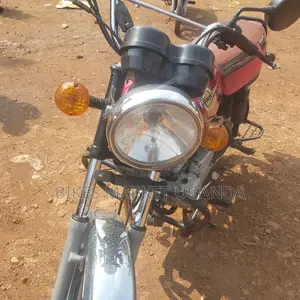 Boss Hoss BH3 2022 Red