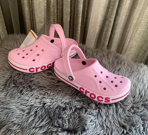 Crocs. New Crocband. Pinki
