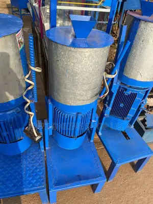 8kg Heavyweight Gnut Grinding Machine
