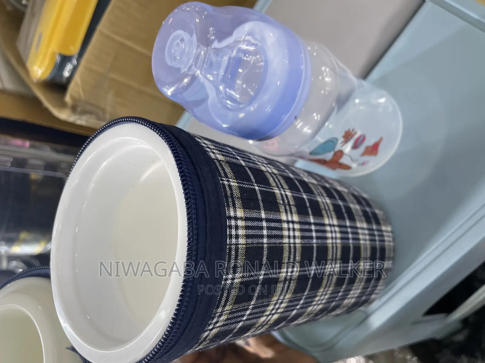 Single Bottle Warmer With a Bottle