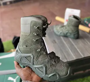 Original Men’S Water Proof Lowa High Top Desert Jungle Boots