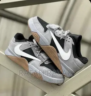 Original Travis Scott X Nike Jordan Cut Check Grey Sneaker