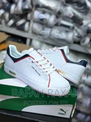 Original White Tommy Hilfiger Leather Sneakers