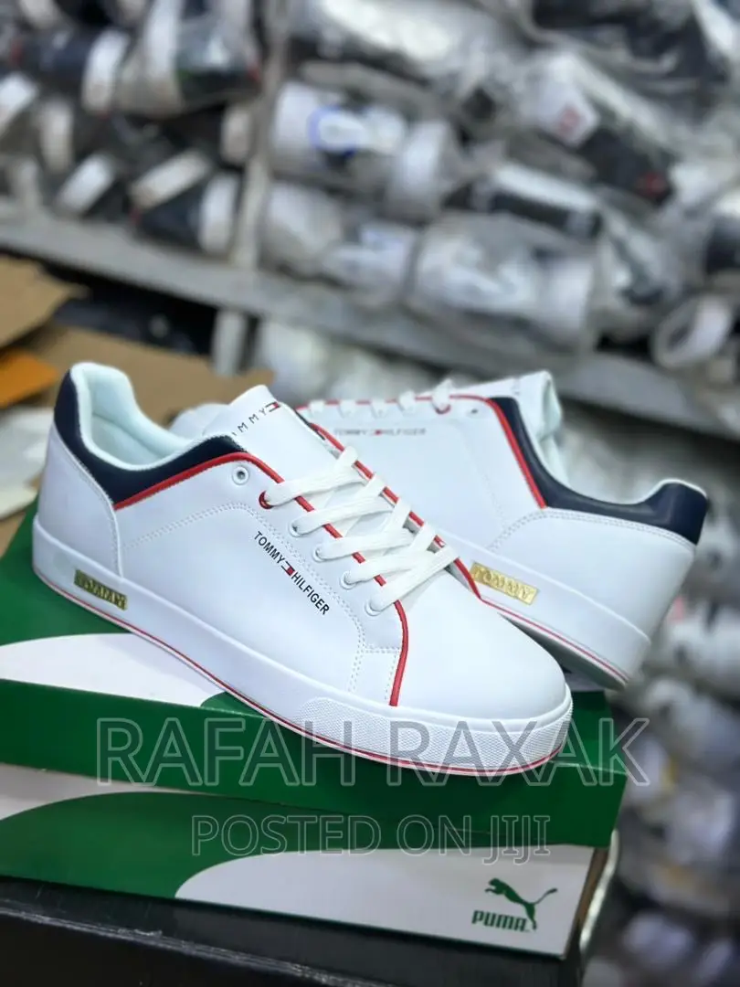 Original White Tommy Hilfiger Leather Sneakers